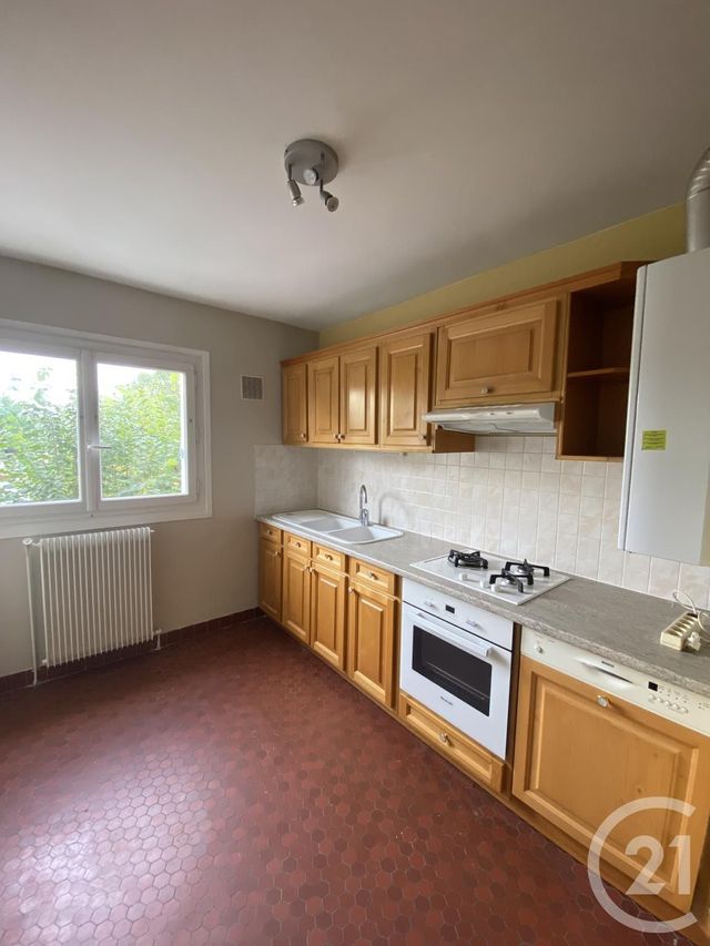 Appartement F3 à louer - 3 pièces - 72.45 m2 - MAUREPAS - 78 - ILE-DE-FRANCE - Century 21 S.L.P. Immobilier