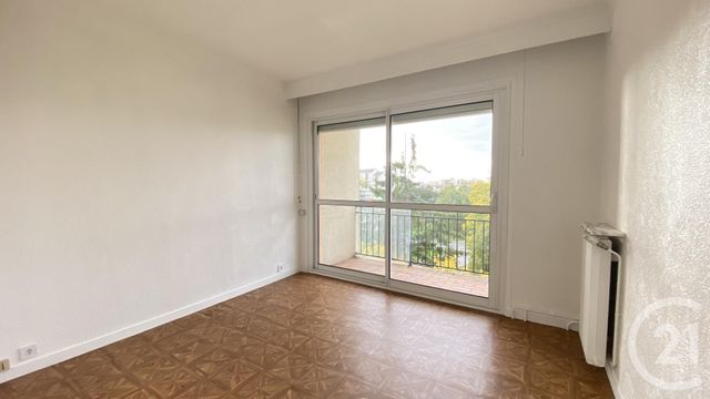 Appartement F3 à louer - 3 pièces - 61.22 m2 - MAUREPAS - 78 - ILE-DE-FRANCE - Century 21 S.L.P. Immobilier