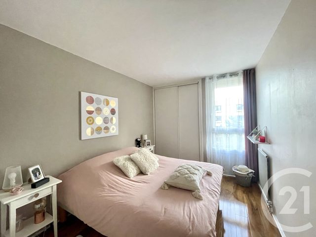 Appartement F3 à vendre - 3 pièces - 68.11 m2 - ELANCOURT - 78 - ILE-DE-FRANCE - Century 21 S.L.P. Immobilier