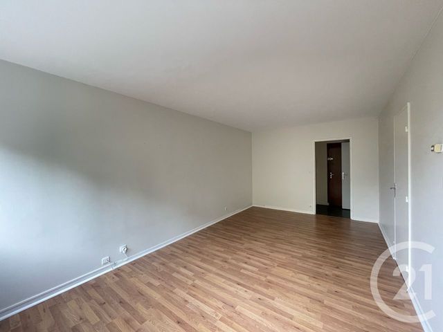 Appartement Studio à vendre - 1 pièce - 33.0 m2 - MAUREPAS - 78 - ILE-DE-FRANCE - Century 21 S.L.P. Immobilier