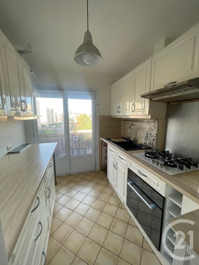 Appartement F3 à louer - 3 pièces - 64.0 m2 - MAUREPAS - 78 - ILE-DE-FRANCE - Century 21 S.L.P. Immobilier