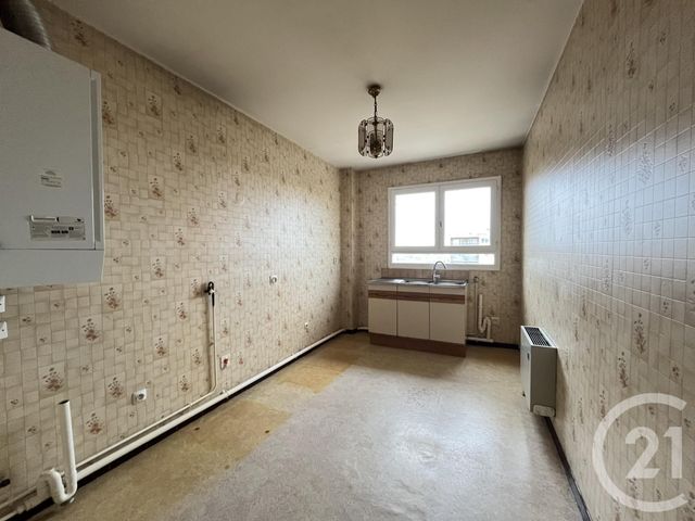 Appartement F2 à vendre - 2 pièces - 49.25 m2 - MAUREPAS - 78 - ILE-DE-FRANCE - Century 21 S.L.P. Immobilier