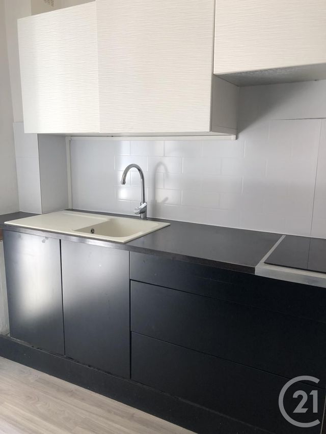 Afficher la photo en grand Appartement F3 à louer - 3 pièces - 68.19 m2 - MAUREPAS - 78 - ILE-DE-FRANCE - Century 21 S.L.P. Immobilier