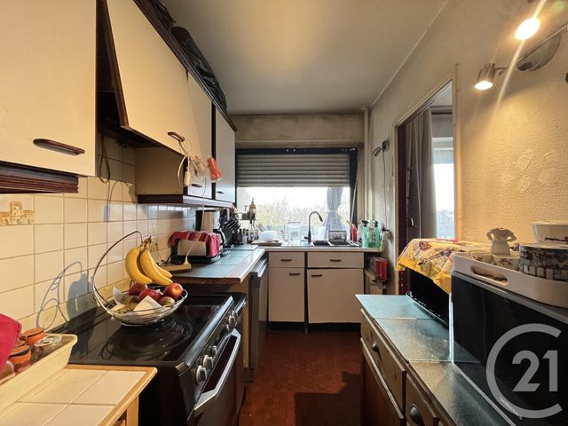 Appartement F5 à vendre - 5 pièces - 95.0 m2 - ELANCOURT - 78 - ILE-DE-FRANCE - Century 21 S.L.P. Immobilier