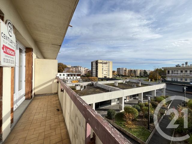 Appartement F2 à vendre - 2 pièces - 44.0 m2 - MAUREPAS - 78 - ILE-DE-FRANCE - Century 21 S.L.P. Immobilier