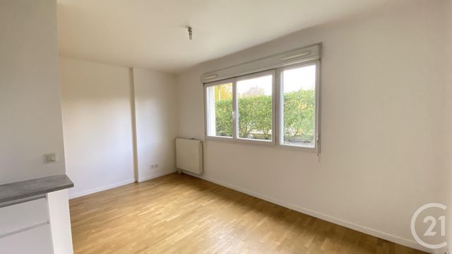 Appartement F1 à louer - 1 pièce - 28.98 m2 - ELANCOURT - 78 - ILE-DE-FRANCE - Century 21 S.L.P. Immobilier