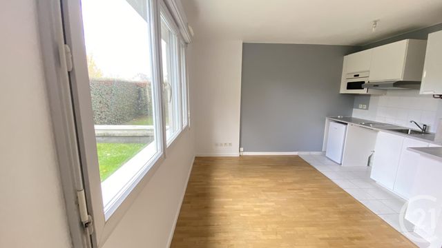 Appartement F1 à louer - 1 pièce - 28.98 m2 - ELANCOURT - 78 - ILE-DE-FRANCE - Century 21 S.L.P. Immobilier