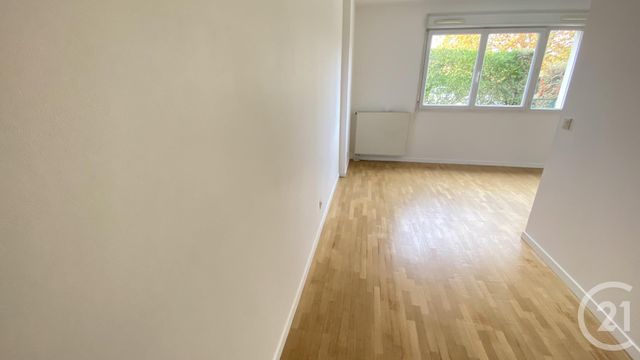 Appartement F1 à louer - 1 pièce - 28.98 m2 - ELANCOURT - 78 - ILE-DE-FRANCE - Century 21 S.L.P. Immobilier