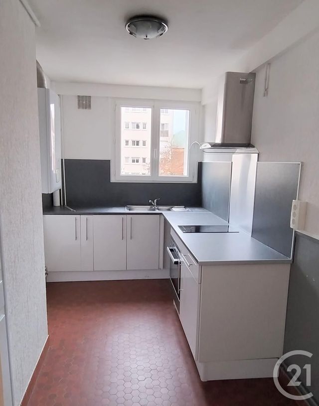 Appartement à louer - 2 pièces - 48.93 m2 - MAUREPAS - 78 - ILE-DE-FRANCE - Century 21 S.L.P. Immobilier