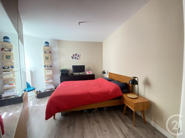 Appartement F4 à vendre - 4 pièces - 82.46 m2 - MAUREPAS - 78 - ILE-DE-FRANCE - Century 21 S.L.P. Immobilier