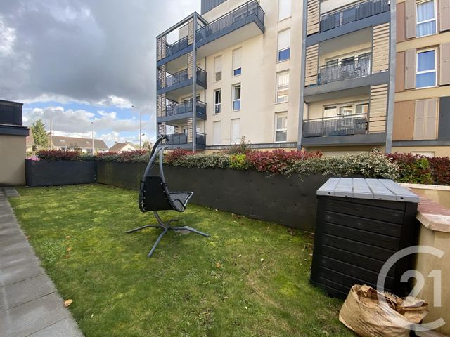 Appartement F4 à vendre - 4 pièces - 82.46 m2 - MAUREPAS - 78 - ILE-DE-FRANCE - Century 21 S.L.P. Immobilier