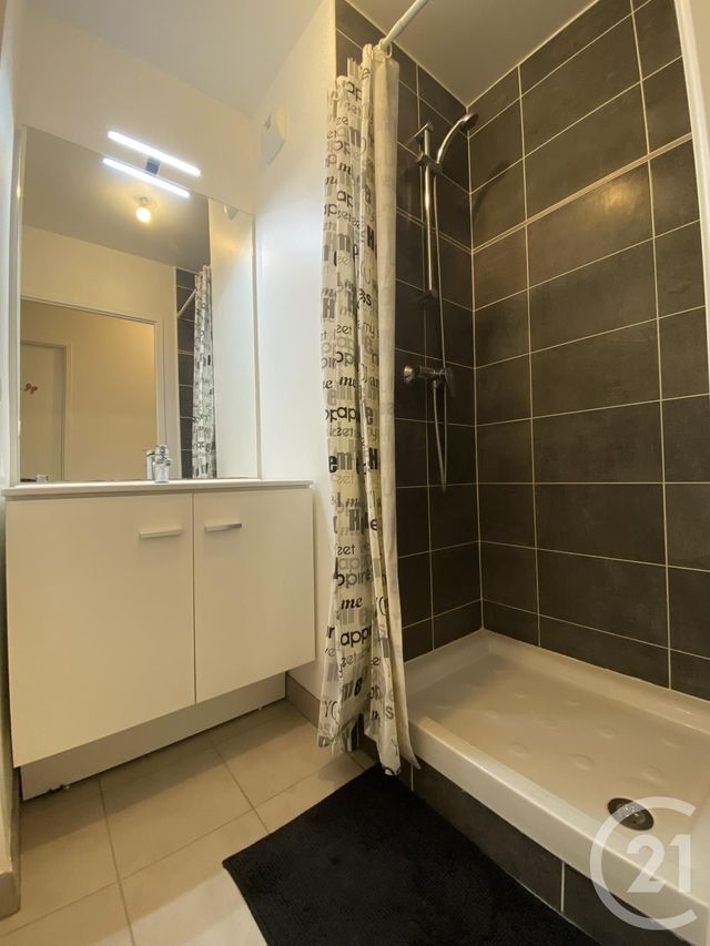 Appartement F4 à vendre - 4 pièces - 82.46 m2 - MAUREPAS - 78 - ILE-DE-FRANCE - Century 21 S.L.P. Immobilier