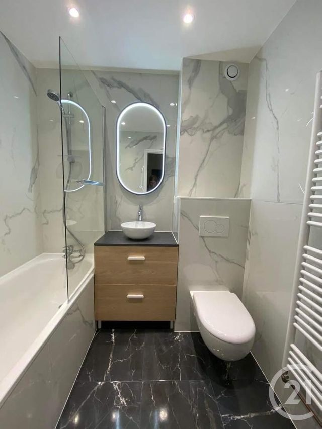 Appartement F2 à louer - 2 pièces - 37.2 m2 - ELANCOURT - 78 - ILE-DE-FRANCE - Century 21 S.L.P. Immobilier