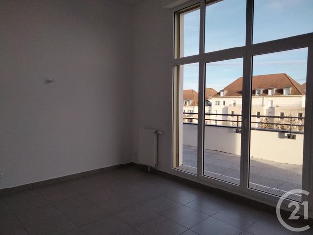 Appartement F1 à louer - 1 pièce - 28.27 m2 - MONTIGNY LE BRETONNEUX - 78 - ILE-DE-FRANCE - Century 21 S.L.P. Immobilier