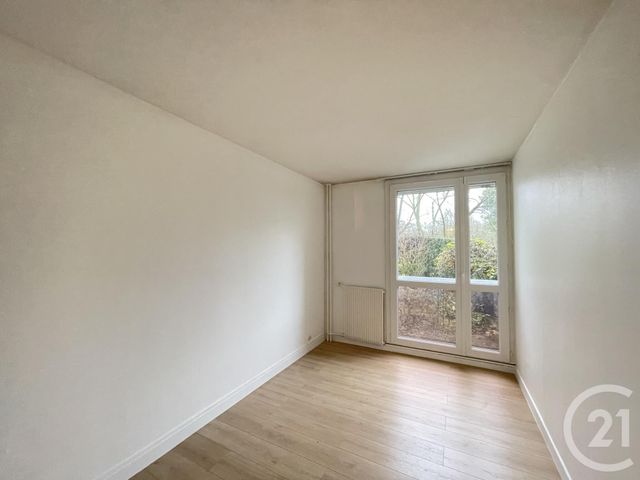 Appartement F6 à vendre - 6 pièces - 98.68 m2 - ELANCOURT - 78 - ILE-DE-FRANCE - Century 21 S.L.P. Immobilier