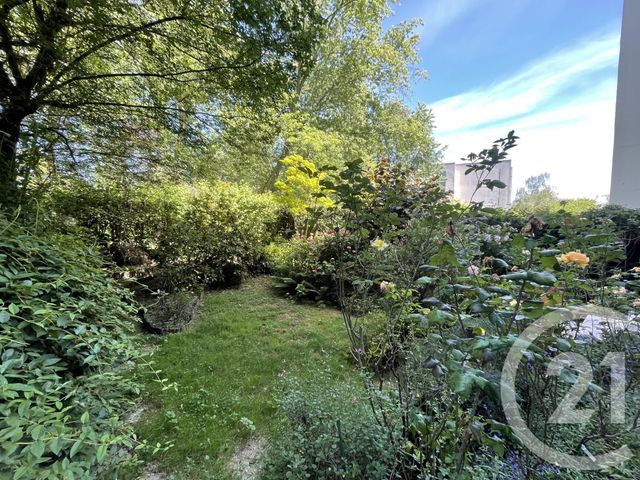 Appartement F6 à vendre - 6 pièces - 179.54 m2 - ELANCOURT - 78 - ILE-DE-FRANCE - Century 21 S.L.P. Immobilier
