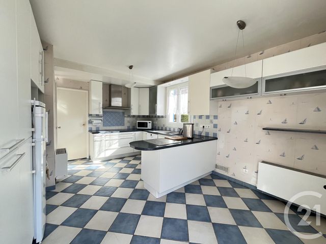 maison à vendre - 6 pièces - 136.72 m2 - ELANCOURT - 78 - ILE-DE-FRANCE - Century 21 S.L.P. Immobilier