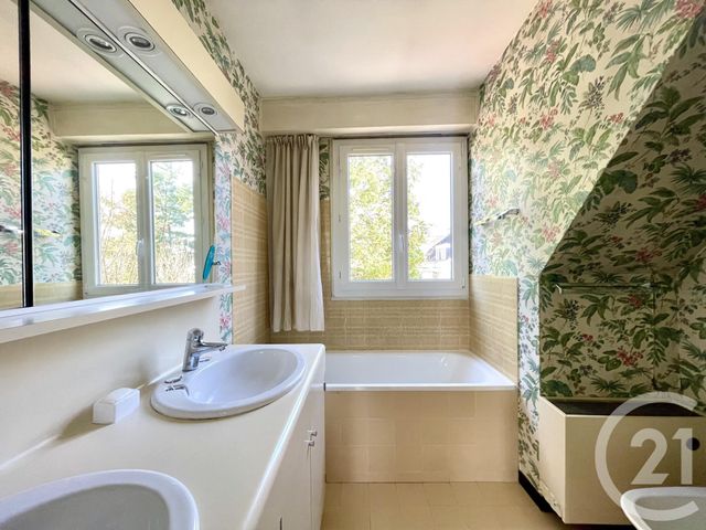 maison à vendre - 6 pièces - 136.72 m2 - ELANCOURT - 78 - ILE-DE-FRANCE - Century 21 S.L.P. Immobilier