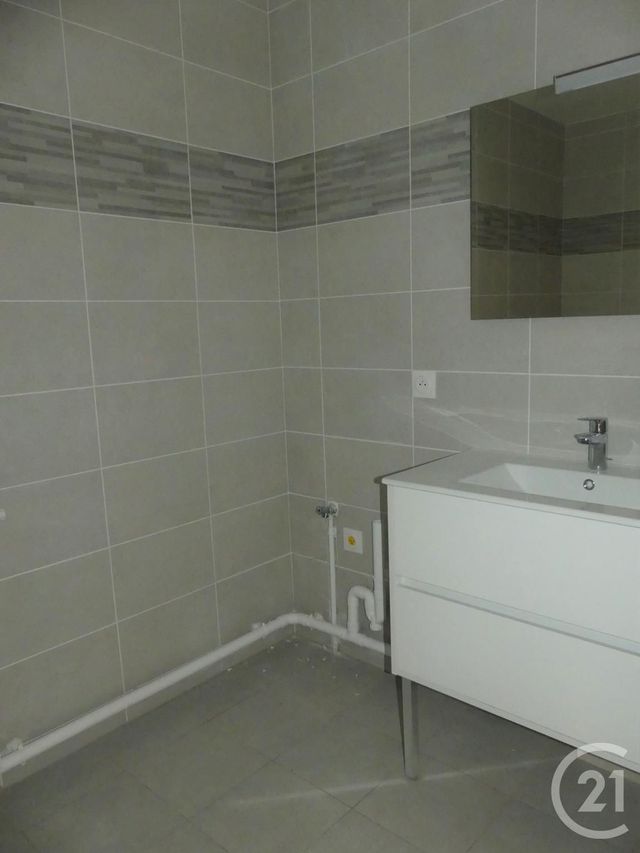 Appartement F4 à louer - 4 pièces - 75.68 m2 - MAUREPAS - 78 - ILE-DE-FRANCE - Century 21 S.L.P. Immobilier