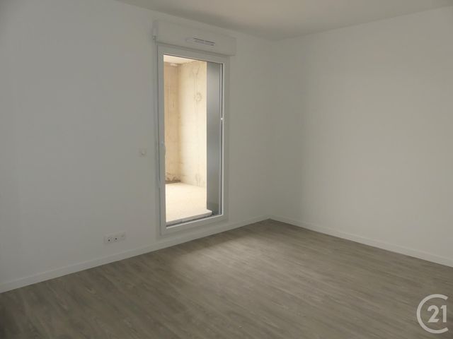 Appartement F4 à louer - 4 pièces - 75.68 m2 - MAUREPAS - 78 - ILE-DE-FRANCE - Century 21 S.L.P. Immobilier