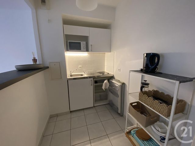 Appartement F1 à louer - 1 pièce - 27.94 m2 - MONTIGNY LE BRETONNEUX - 78 - ILE-DE-FRANCE - Century 21 S.L.P. Immobilier