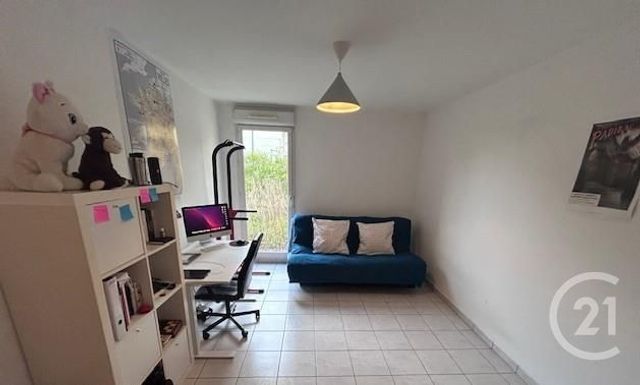 Appartement F1 à louer - 1 pièce - 27.94 m2 - MONTIGNY LE BRETONNEUX - 78 - ILE-DE-FRANCE - Century 21 S.L.P. Immobilier
