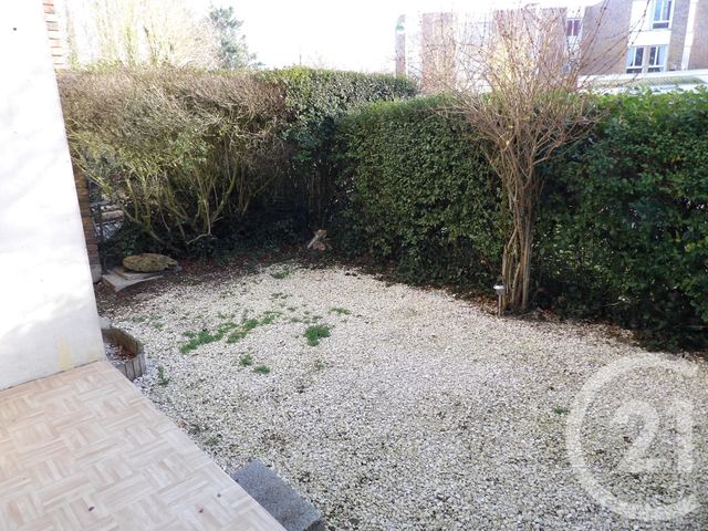 Appartement à louer - 2 pièces - 47.26 m2 - MAUREPAS - 78 - ILE-DE-FRANCE - Century 21 S.L.P. Immobilier