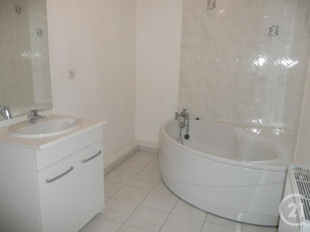 maison à louer - 4 pièces - 80.09 m2 - COIGNIERES - 78 - ILE-DE-FRANCE - Century 21 S.L.P. Immobilier