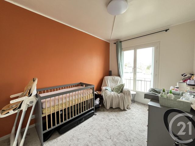 Appartement F3 à vendre - 3 pièces - 70.57 m2 - MAUREPAS - 78 - ILE-DE-FRANCE - Century 21 S.L.P. Immobilier