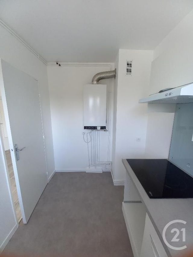 Appartement F1 à louer - 1 pièce - 32.79 m2 - ELANCOURT - 78 - ILE-DE-FRANCE - Century 21 S.L.P. Immobilier
