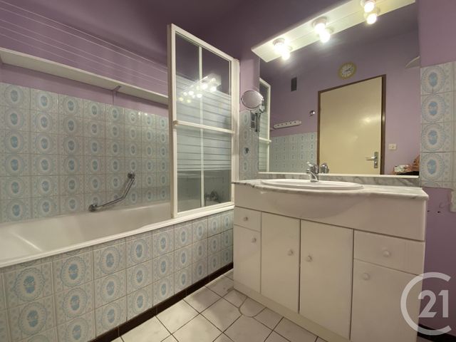 Appartement F4 à vendre - 4 pièces - 87.89 m2 - MAUREPAS - 78 - ILE-DE-FRANCE - Century 21 S.L.P. Immobilier