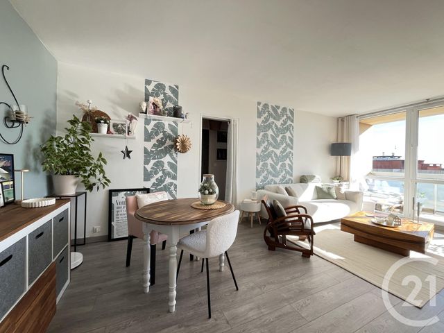 Appartement F2 à vendre - 2 pièces - 50.29 m2 - MAUREPAS - 78 - ILE-DE-FRANCE - Century 21 S.L.P. Immobilier