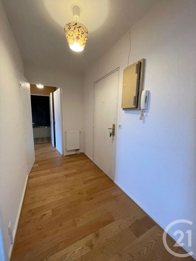 Appartement F3 à louer - 3 pièces - 61.36 m2 - ELANCOURT - 78 - ILE-DE-FRANCE - Century 21 S.L.P. Immobilier