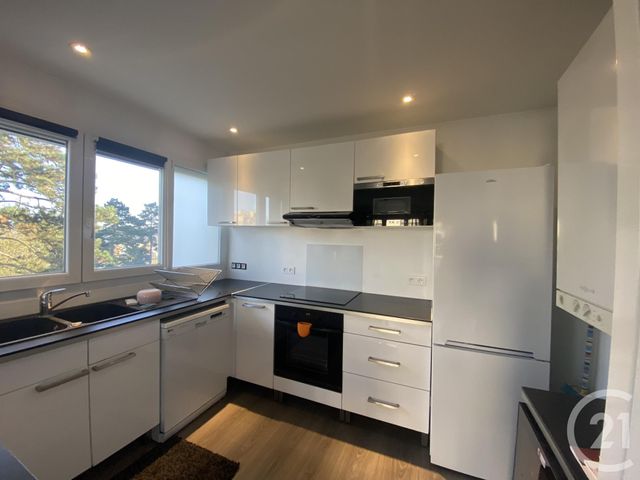 Appartement F3 à louer - 3 pièces - 74.06 m2 - MAUREPAS - 78 - ILE-DE-FRANCE - Century 21 S.L.P. Immobilier