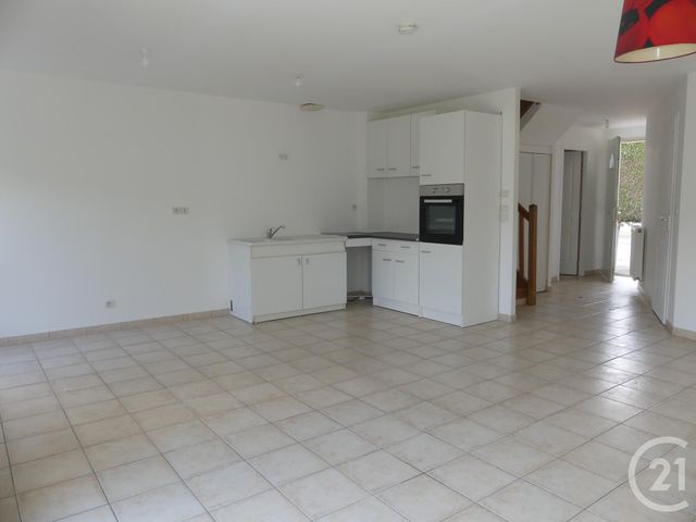 maison à louer - 4 pièces - 80.25 m2 - COIGNIERES - 78 - ILE-DE-FRANCE - Century 21 S.L.P. Immobilier