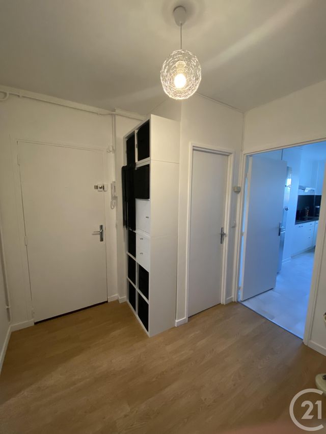 Appartement F2 à louer - 2 pièces - 47.68 m2 - MAUREPAS - 78 - ILE-DE-FRANCE - Century 21 S.L.P. Immobilier