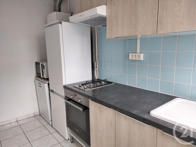 Appartement F1 à louer - 1 pièce - 31.76 m2 - MAUREPAS - 78 - ILE-DE-FRANCE - Century 21 S.L.P. Immobilier