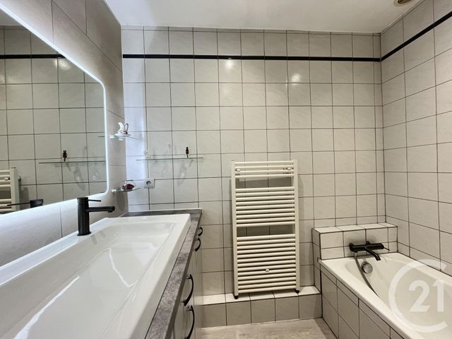 maison à vendre - 7 pièces - 142.9 m2 - COIGNIERES - 78 - ILE-DE-FRANCE - Century 21 S.L.P. Immobilier