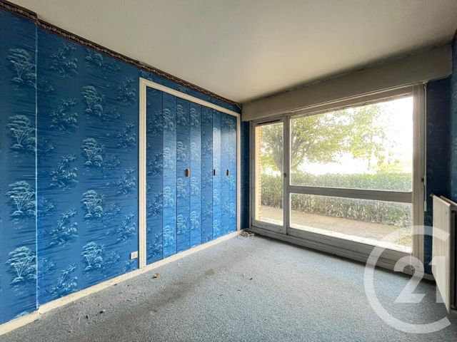 Appartement F2 à vendre - 2 pièces - 46.95 m2 - MAUREPAS - 78 - ILE-DE-FRANCE - Century 21 S.L.P. Immobilier