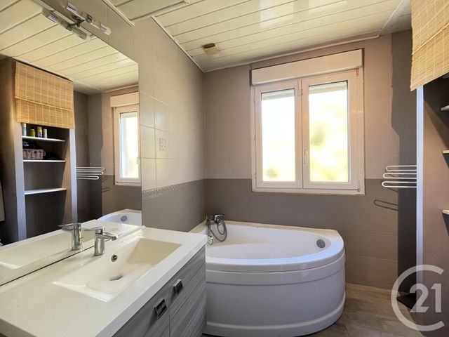 maison à vendre - 6 pièces - 129.0 m2 - LES ESSARTS LE ROI - 78 - ILE-DE-FRANCE - Century 21 S.L.P. Immobilier