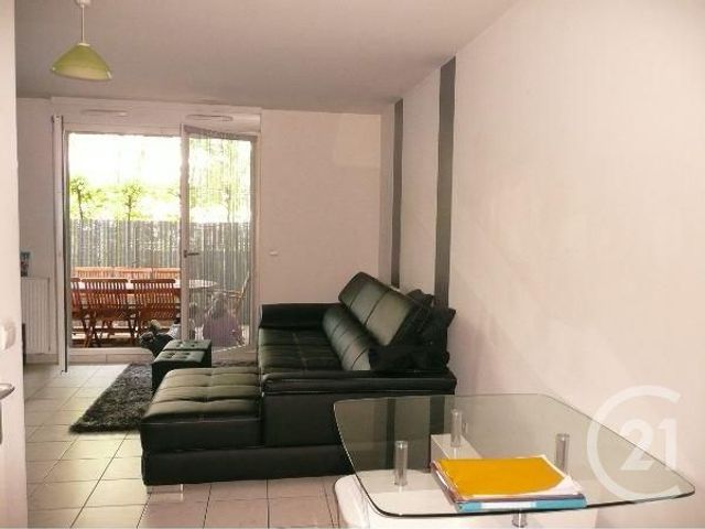 Appartement F2 à louer - 2 pièces - 43.5 m2 - ELANCOURT - 78 - ILE-DE-FRANCE - Century 21 S.L.P. Immobilier