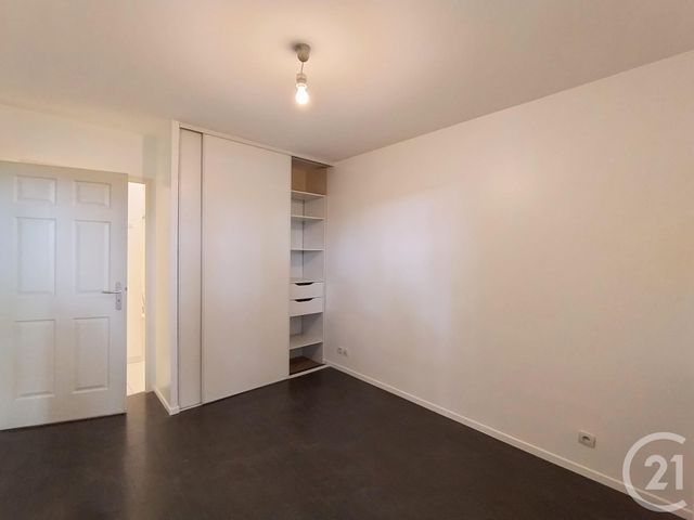 Appartement F2 à louer - 2 pièces - 43.5 m2 - ELANCOURT - 78 - ILE-DE-FRANCE - Century 21 S.L.P. Immobilier