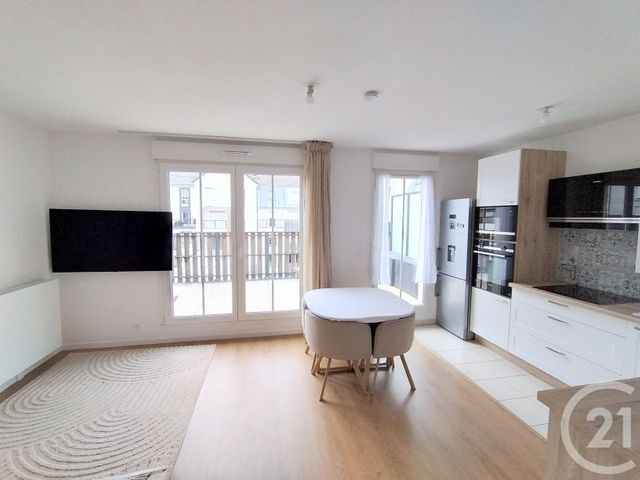 Appartement F3 à louer - 3 pièces - 50.87 m2 - MAUREPAS - 78 - ILE-DE-FRANCE - Century 21 S.L.P. Immobilier