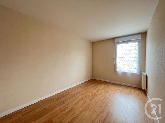 Appartement F4 à vendre - 4 pièces - 77.24 m2 - MAUREPAS - 78 - ILE-DE-FRANCE - Century 21 S.L.P. Immobilier