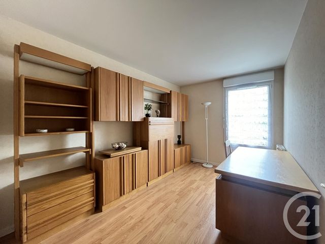 Appartement F4 à vendre - 4 pièces - 77.24 m2 - MAUREPAS - 78 - ILE-DE-FRANCE - Century 21 S.L.P. Immobilier