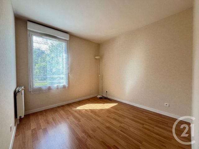 Appartement F4 à vendre - 4 pièces - 77.24 m2 - MAUREPAS - 78 - ILE-DE-FRANCE - Century 21 S.L.P. Immobilier