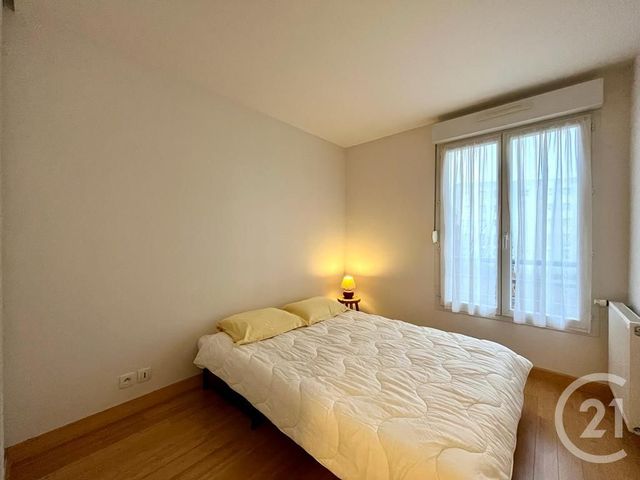 Appartement F2 à louer - 2 pièces - 41.31 m2 - ELANCOURT - 78 - ILE-DE-FRANCE - Century 21 S.L.P. Immobilier