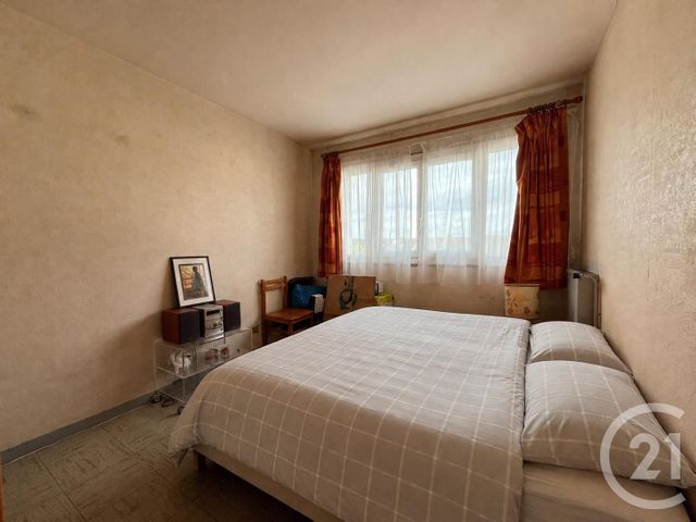 Appartement F3 à vendre - 3 pièces - 64.79 m2 - MAUREPAS - 78 - ILE-DE-FRANCE - Century 21 S.L.P. Immobilier