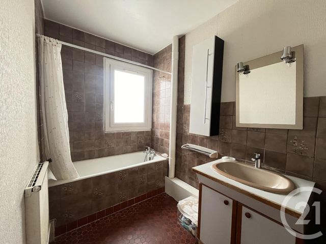 Appartement F3 à vendre - 3 pièces - 64.79 m2 - MAUREPAS - 78 - ILE-DE-FRANCE - Century 21 S.L.P. Immobilier