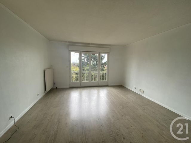 Appartement F3 à louer - 3 pièces - 71.04 m2 - MAUREPAS - 78 - ILE-DE-FRANCE - Century 21 S.L.P. Immobilier